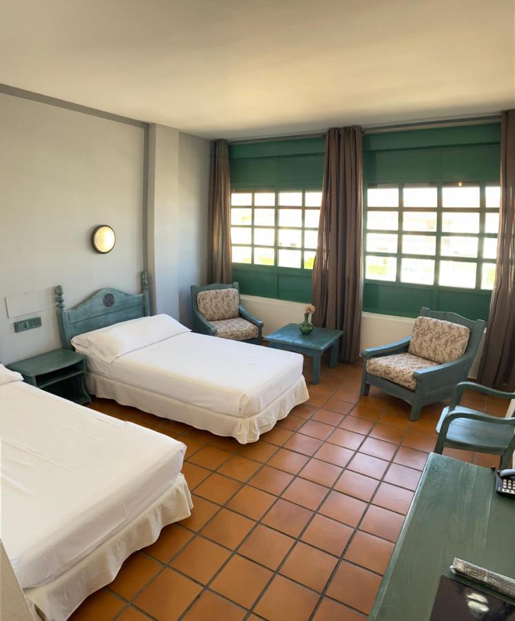 Hotel อัลมาโกร ภายนอก รูปภาพ