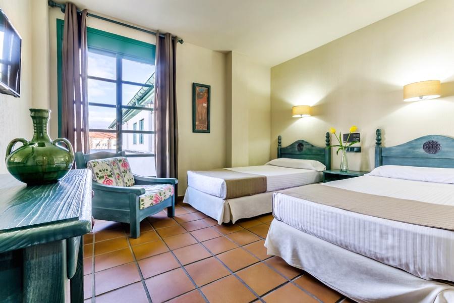 Hotel อัลมาโกร ภายนอก รูปภาพ